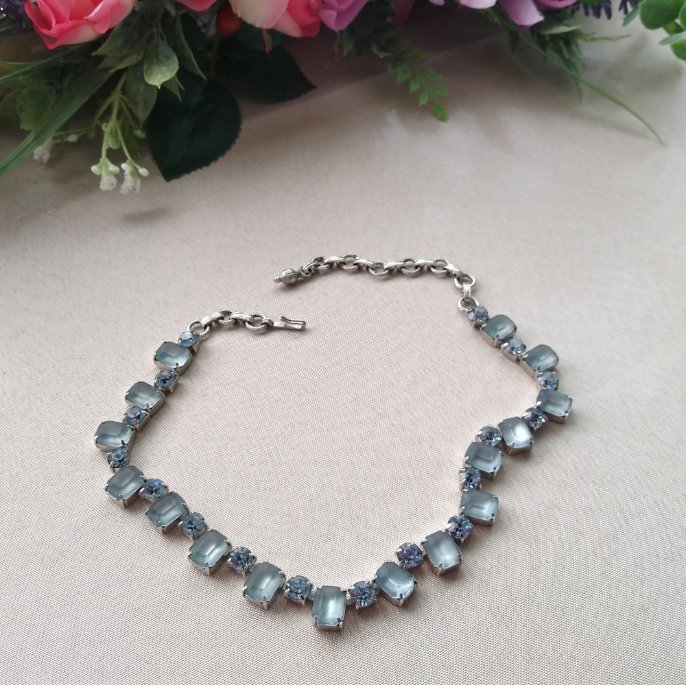 Vintage Blue Rhinestone Chocker Necklace